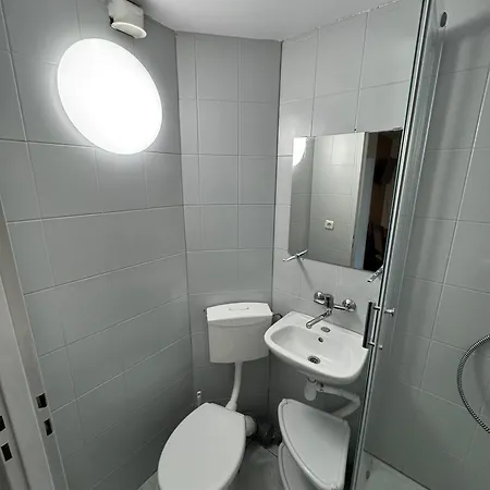 Na Teligi 1 * 梅尔诺