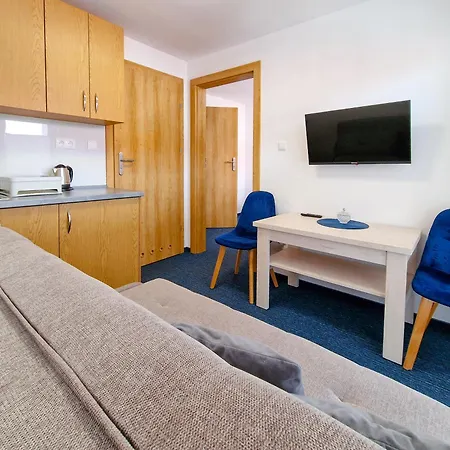 Apartman Na Teligi 1 *